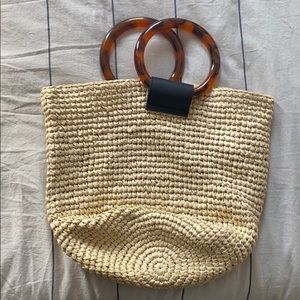 Straw summer bag